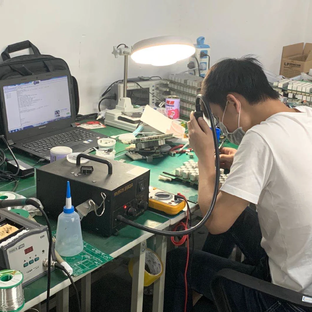 Buon Bitmain usato di lavoro Antminer S9 13.5t con la macchina d'estrazione del gruppo di alimentazione Asic